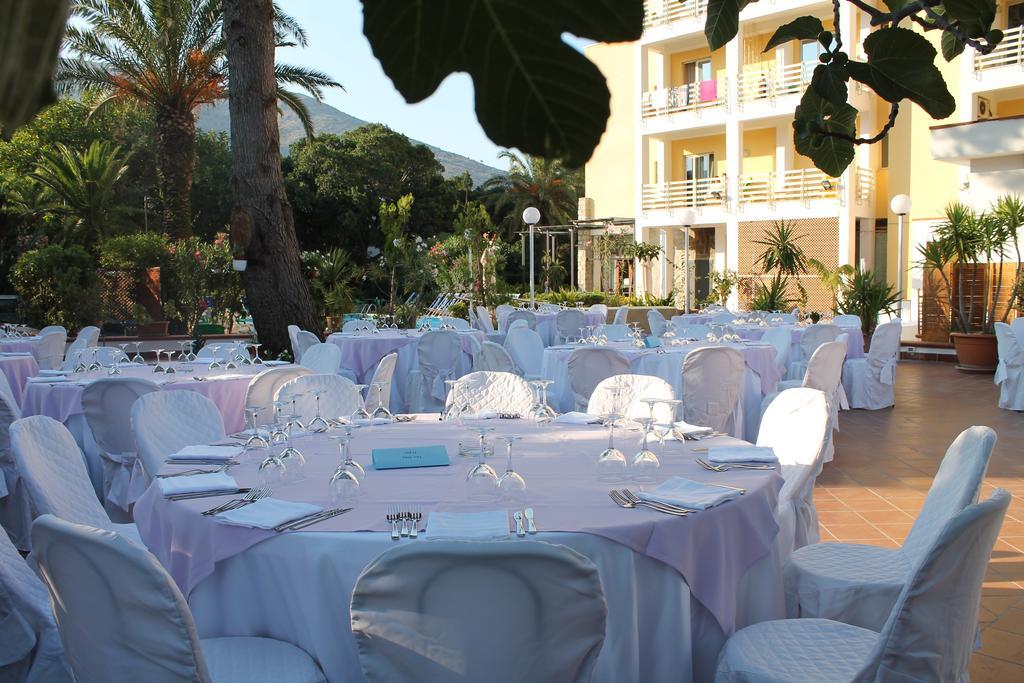 Hotel Conchiglia D'oro 3*